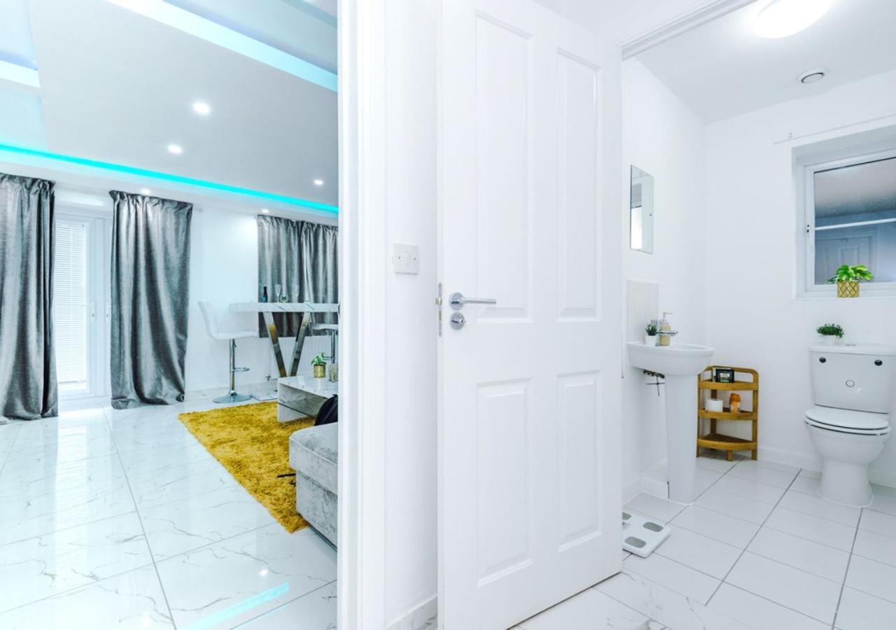 Luxury 3 Bedroom House Close To Manchester Center Luaran gambar