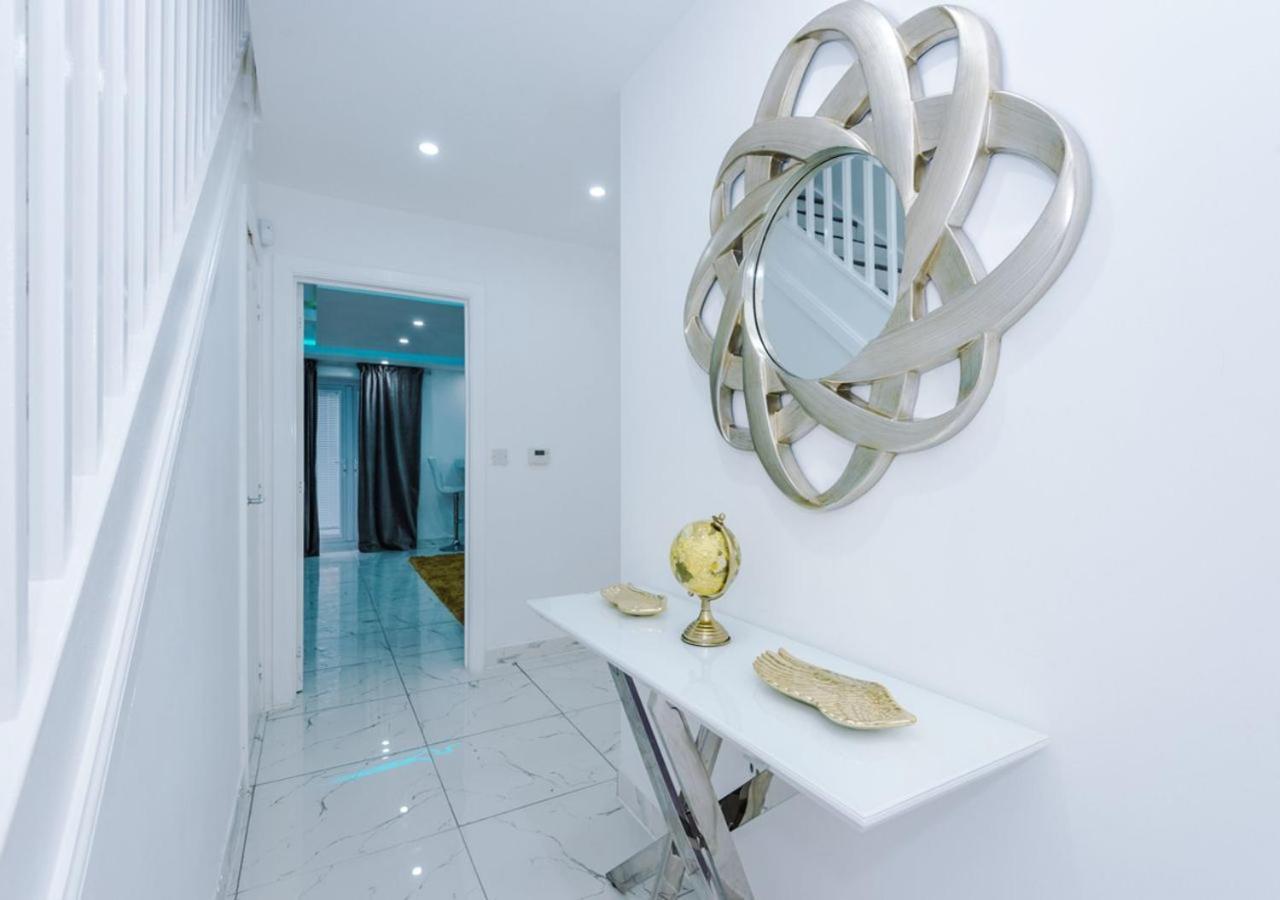 Luxury 3 Bedroom House Close To Manchester Center Luaran gambar
